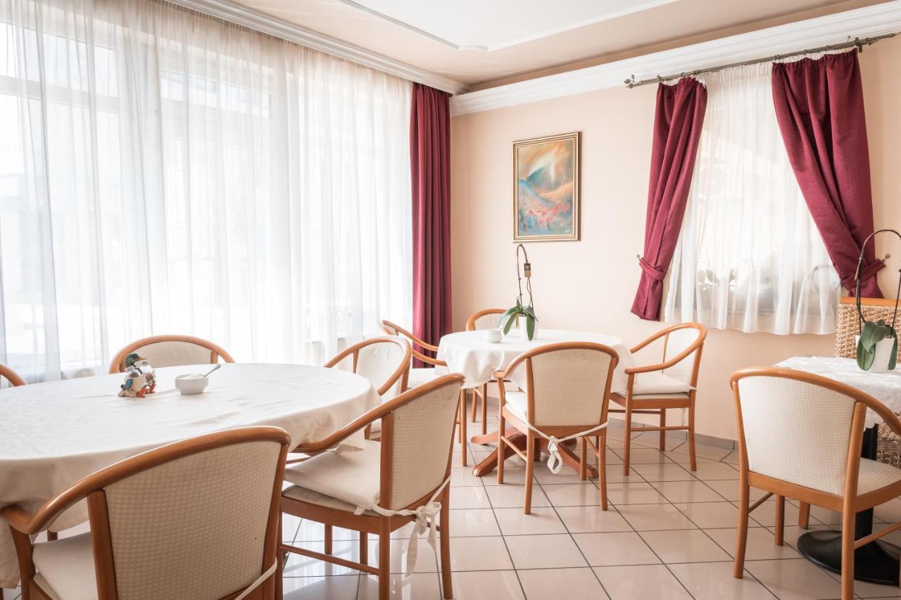 Kaiser Panzio Baja Exteriér fotografie